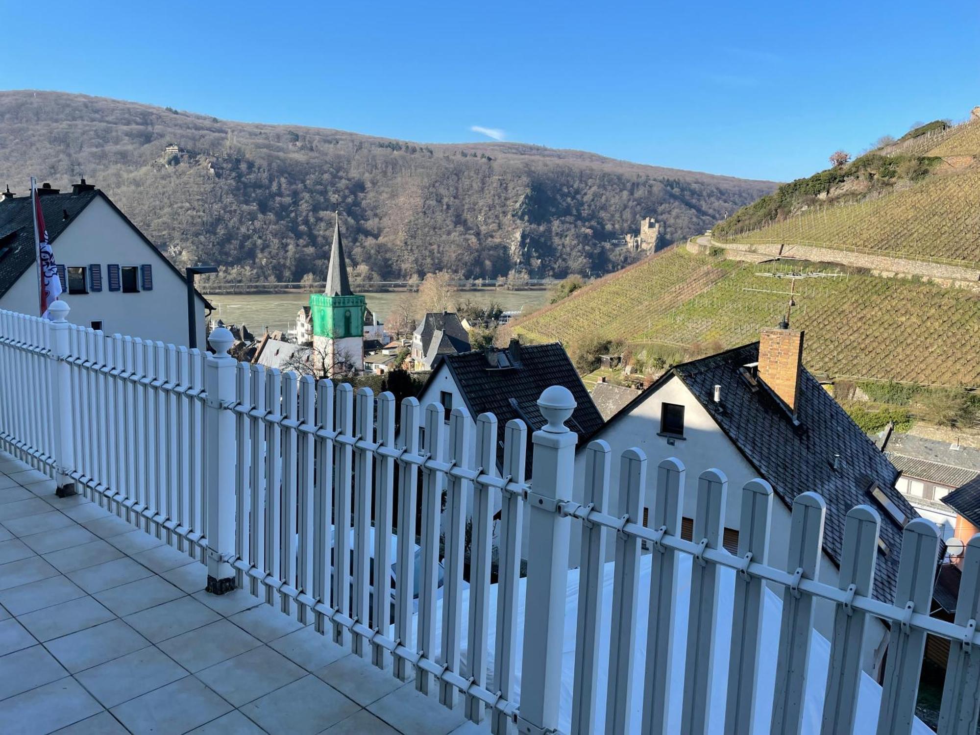 Апартаменты Haus Am Weinberg Рюдесхайм-на-Рейне Номер фото